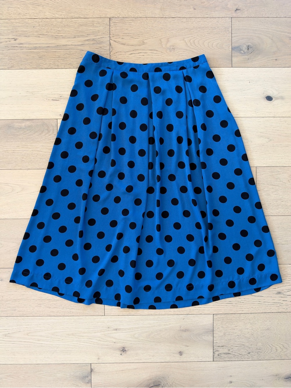 Who What Wear Blue Skirt with Black Polka Dots